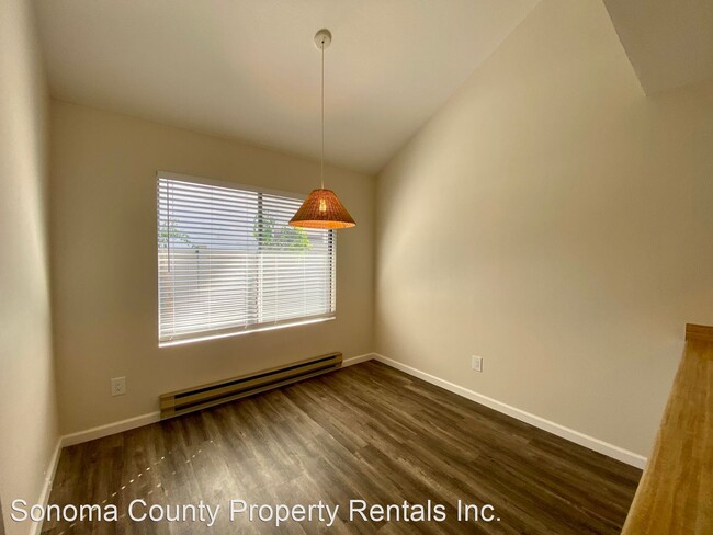 Building Photo - 2 br, 1.5 bath House - 6496 Meadow Pines Ave