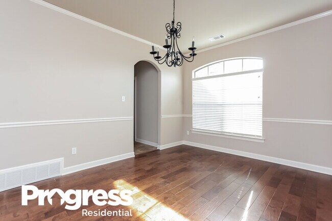 Foto del edificio - 9658 Woodland Creek Cove