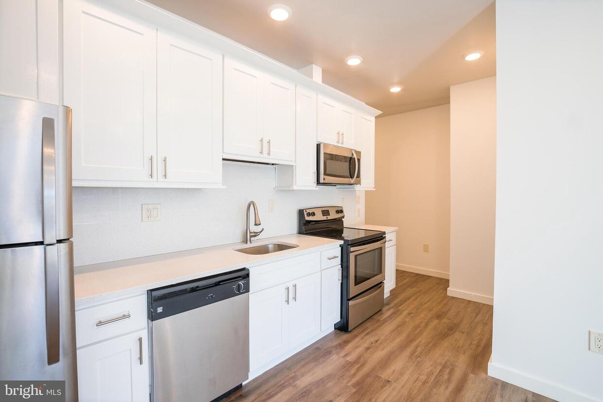 Foto principal - 1643 N Marshall St