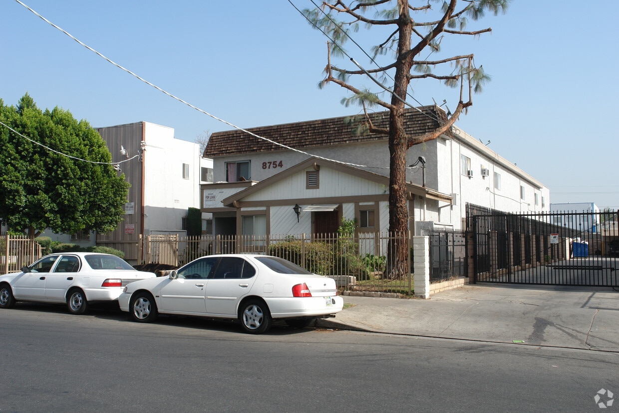 Building Photo - 8754-8810 Tobias Ave