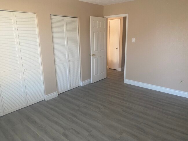 Building Photo - 13623 Braeswest Dr
