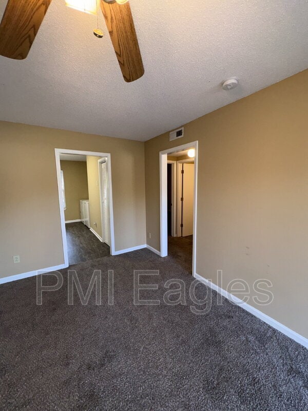 Building Photo - 3284 Tower Dr