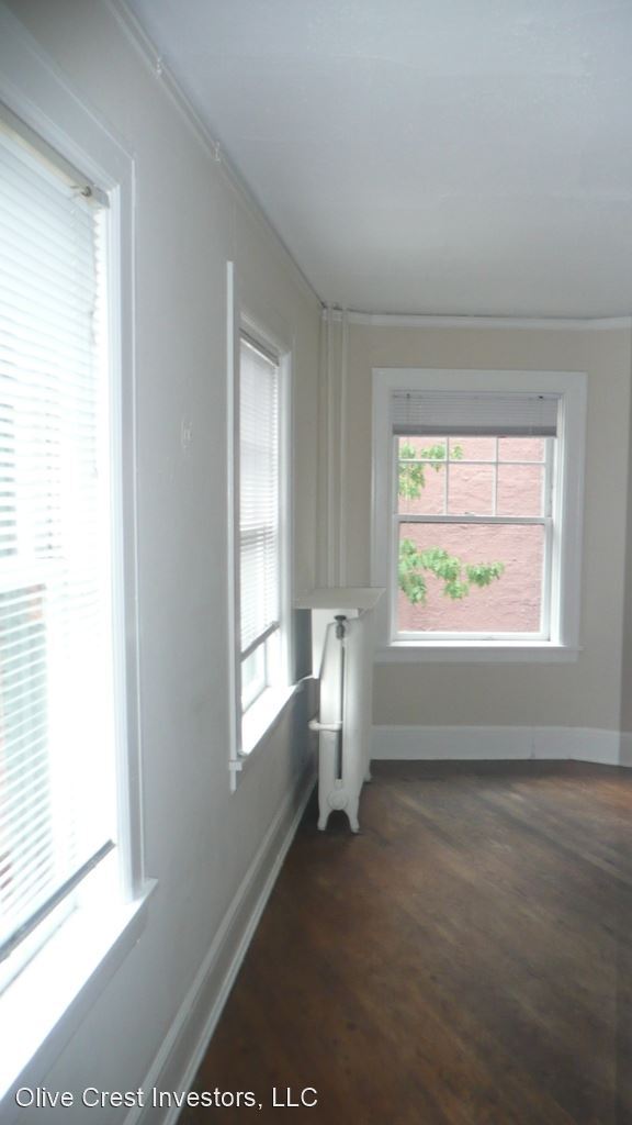 Building Photo - 1510-1524 E Olive Way