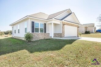 Building Photo - 101 Shasta Dr