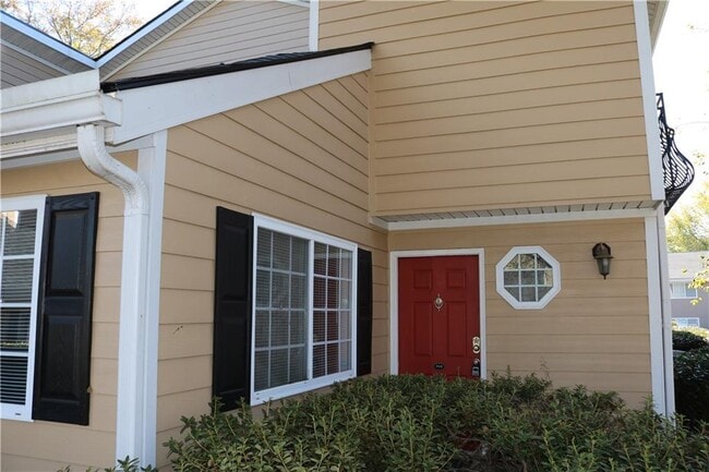 Building Photo - 1468 Briarwood Rd NE