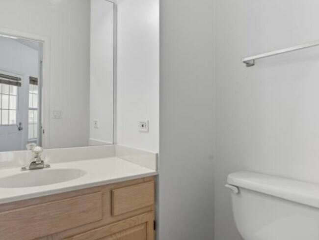 Foto del edificio - 519 Woodcrest Dr