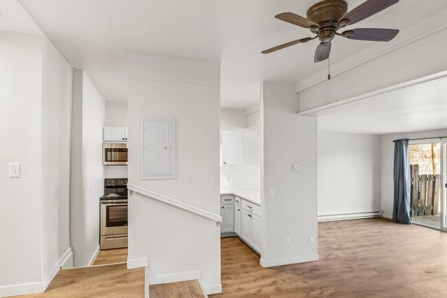 Building Photo - 1314 N Gammon Rd