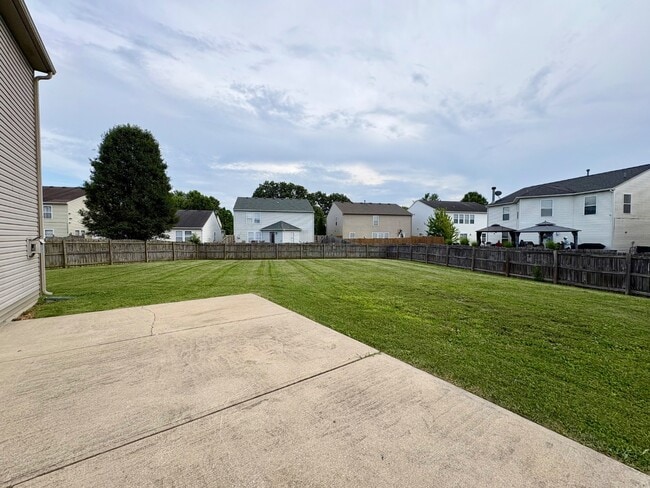 Foto del edificio - 6857 Maywood Cir