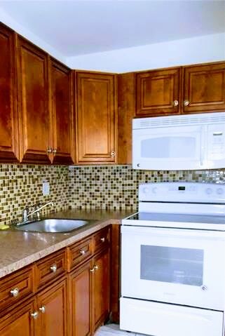 Foto del edificio - 218 NE 12th Ave