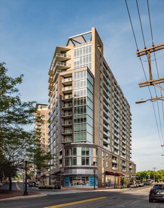 Foto del edificio - 4836 Rugby Ave