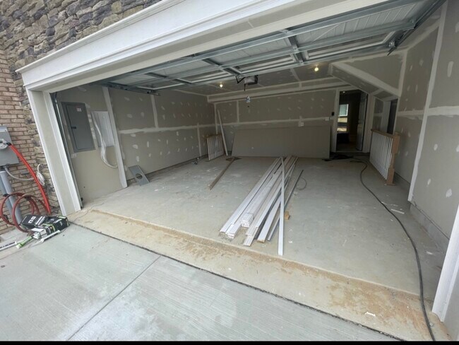 Foto del edificio - 2143 Otter Creek Cir