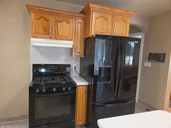 Building Photo - 195 S 100 W