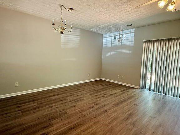 Foto del edificio - 69 Pearl Chambers Dr