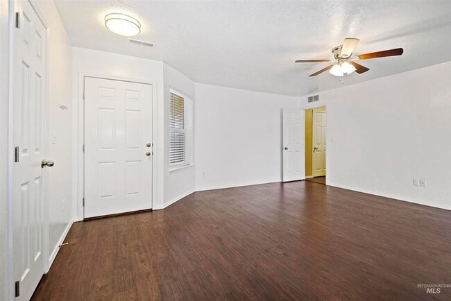 Building Photo - Single Level 3 bd/2 bath home in Desirable Charter Pointe Sub