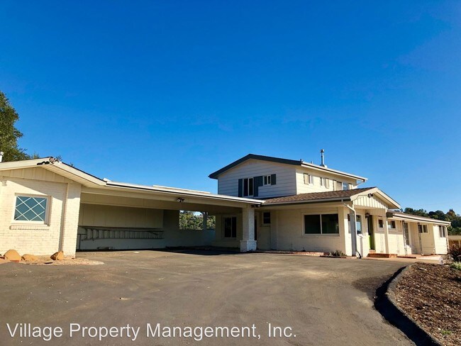 Building Photo - 1133 Live Oak Park Rd S
