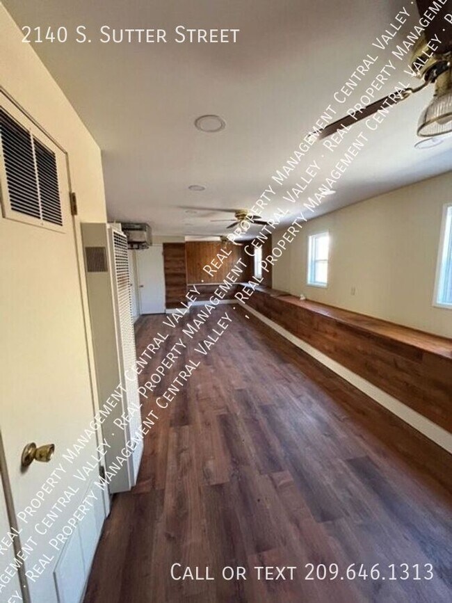 Building Photo - Coming Soon Cozy 3 Bedroom 1.5 Bath