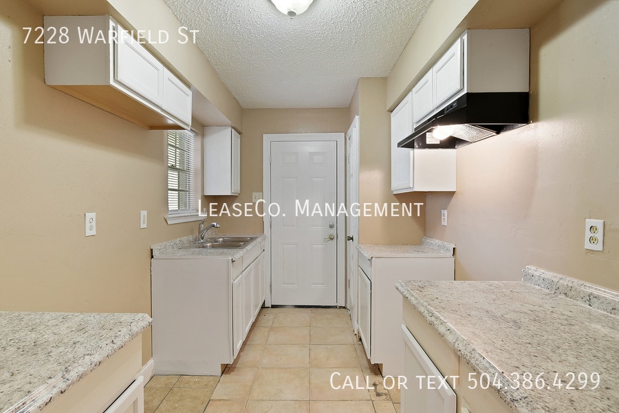 Foto del edificio - 7228 Warfield St