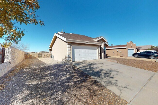 Building Photo - Charming 3-Bedroom, 2-Bath Home in Horizon City!