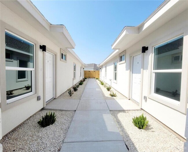 Foto del edificio - 11 Las Vistas Ln