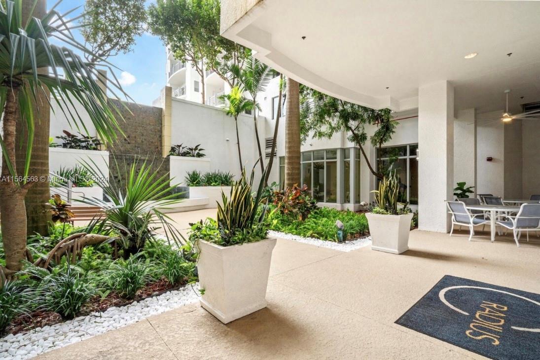 Foto principal - 1830 Radius Dr