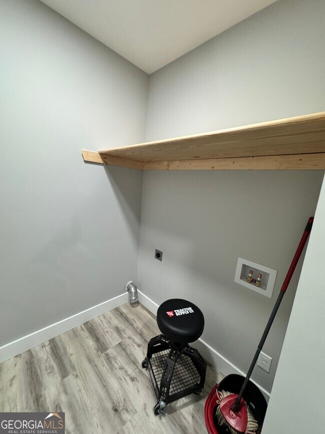 Building Photo - 194 Frank Christian Rd