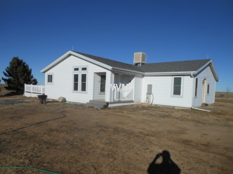 Primary Photo - Mountain View Ranch house on 5 acres