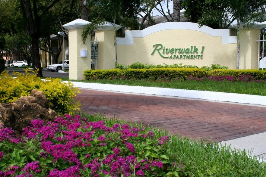 Riverwalk I Apartments Rentals Homestead, FL
