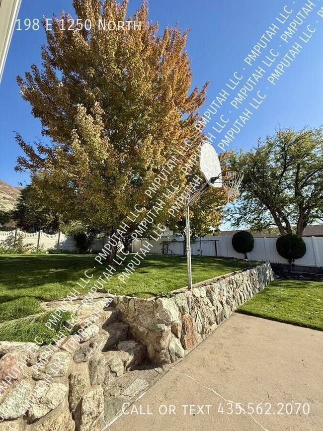 Foto del edificio - 198 E 1250 N