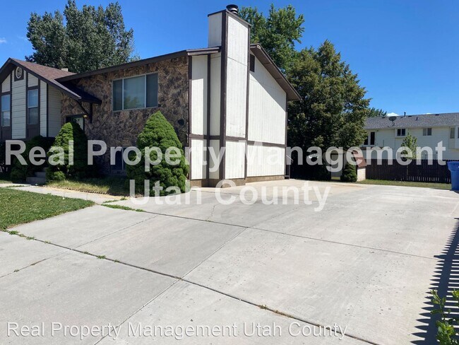 Foto del edificio - 4 br, 2 bath House - 1297 W 1800 N