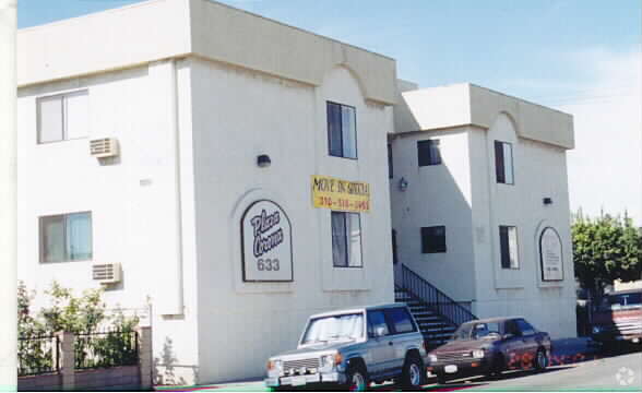 Building Photo - Harbor Breeze Apartments