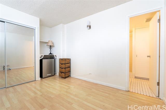 Foto del edificio - 2421 Ala Wai Blvd