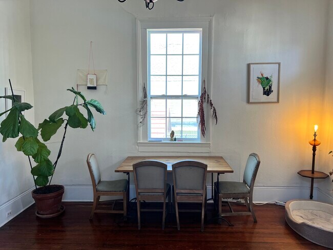 Foto del edificio - 1522 N Villere St