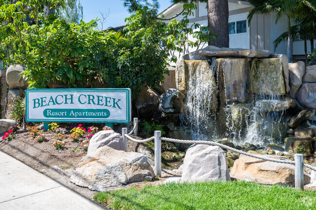 Entrada - Beach Creek Resort Apartments