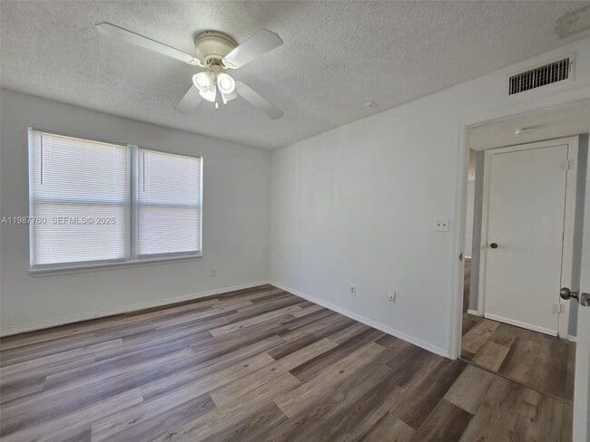 Building Photo - 2303 N Congress Ave