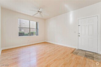 Building Photo - 8000 W Badura Ave