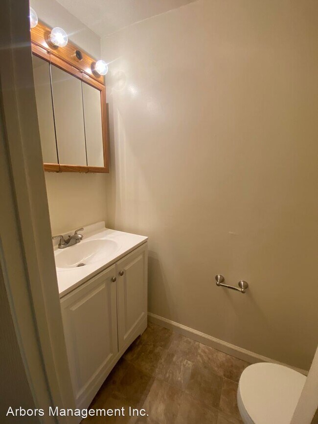 Foto del edificio - 3 br, 1.5 bath House - 947 ACADEMY HTS