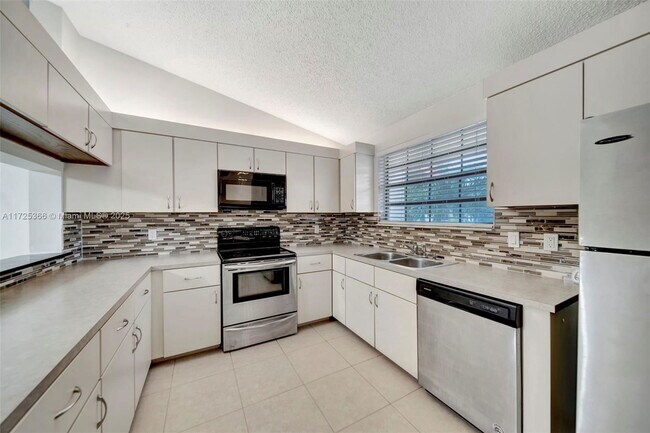Foto del edificio - 204 Congressional Way