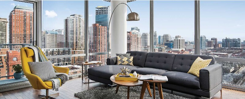 Foto principal - 729 S Clark St