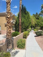 Building Photo - 10021 Via Toro Ave