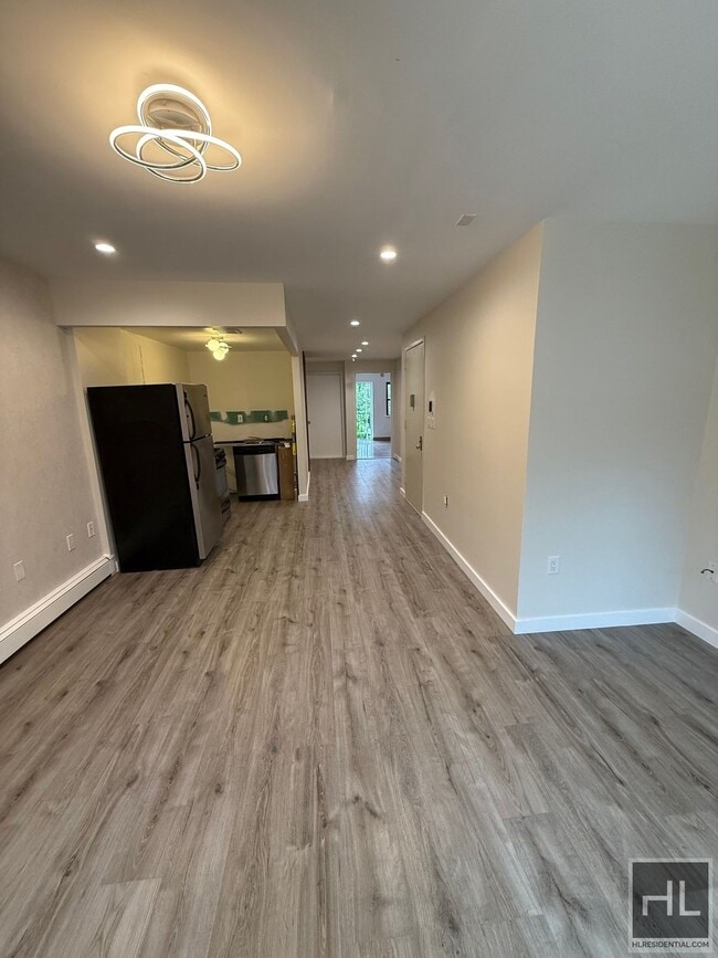 Foto del edificio - 2 BEDROOM | LONG ISLAND CITY