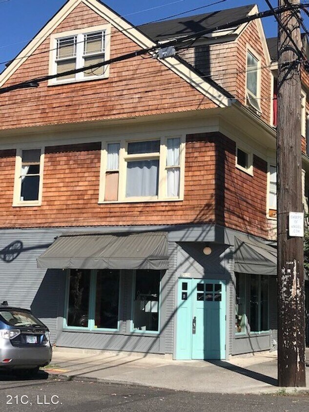 Foto principal - 2039 SE Clinton St