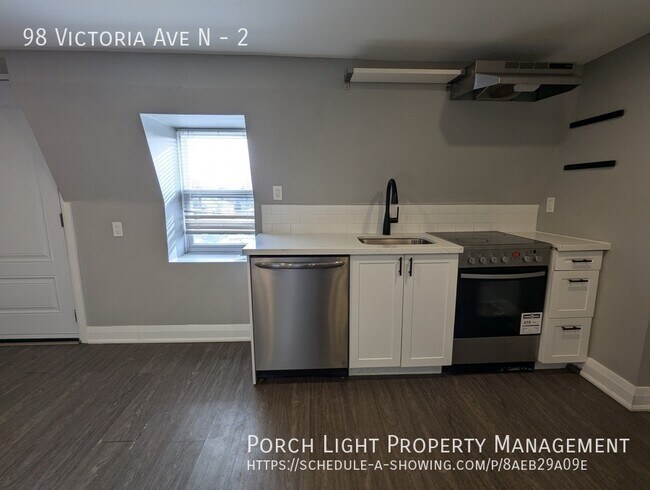 Photo du bâtiment - Modern 1 Bedroom Unit - Open Concept and Lots of Natural Light