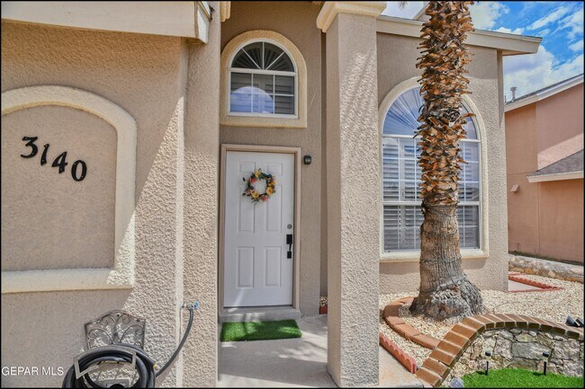 Foto del edificio - 3140 Tierra Encino Dr