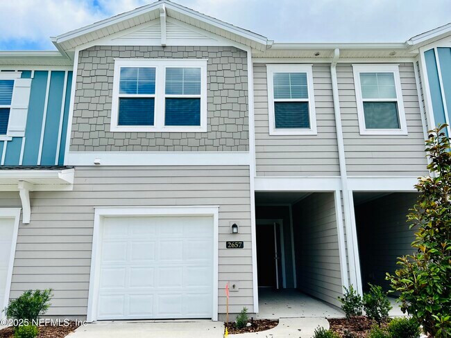 Building Photo - 2657 Sandy Dune Dr