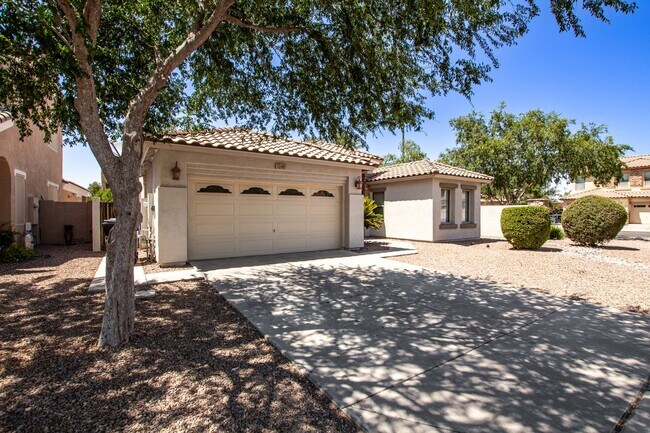 Foto del edificio - Must See 4 Bedroom Home near San Tan Mall