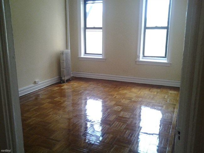Foto del edificio - 8620 Park Ln S