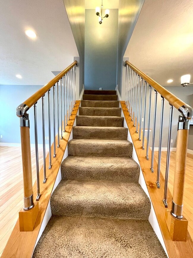 Foto del edificio - Modern 3-Bedroom 3-Bath  Home for Rent in Mt Washington, Pittsburgh, PA