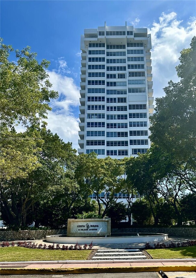 Foto del edificio - 11 Island Ave