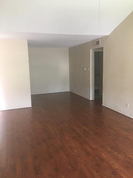 Building Photo - 12500 Sandpiper Dr