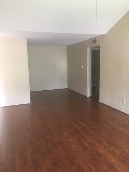 Foto del edificio - 12500 Sandpiper Dr